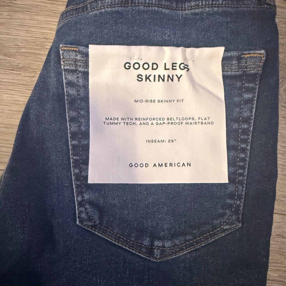 *SOLD* NWT Good American Good Legs Skinny Jeans